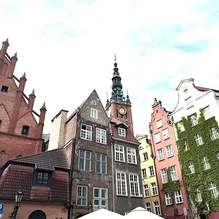 Starogdanski 4 Gdańsk